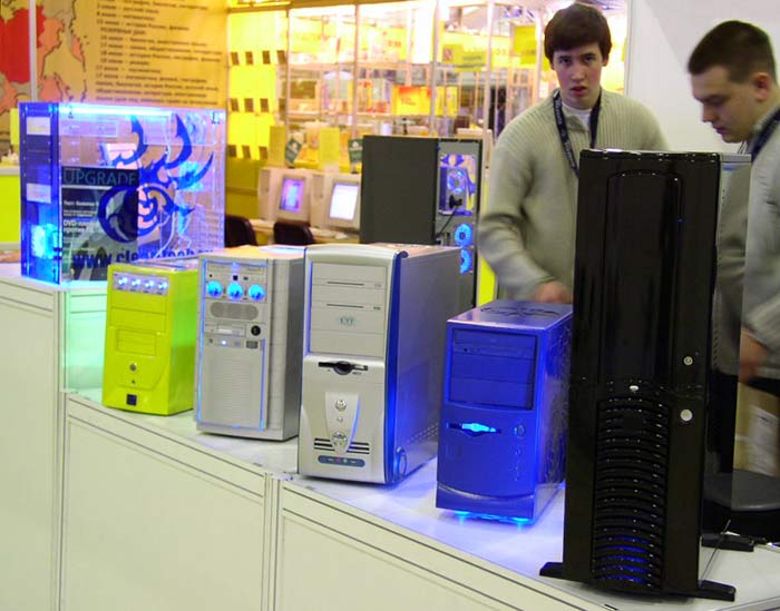 �������� IT-WEEK 2004. ������� ���, ������� �������, ����� ��� ������.