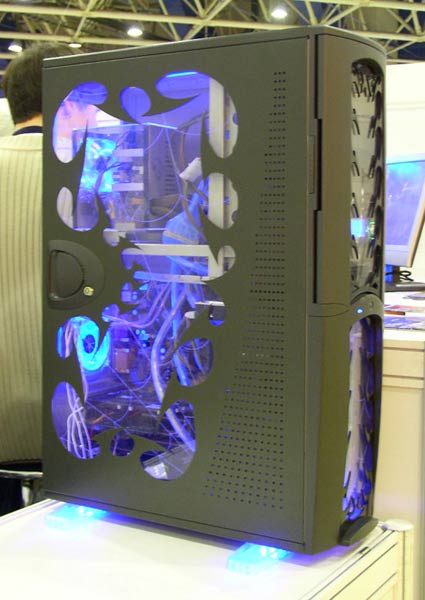 �������� IT-WEEK 2004. ������� ���, ������� �������.